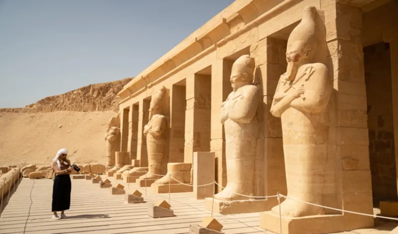Tour Aswan To Luxor: Luxor To Aswan Day Trip Temples & Royal Tombs