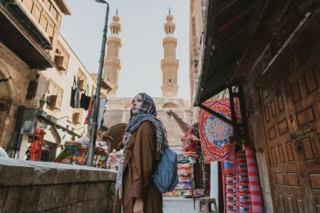 Woman standing in Cairo, Cairo Excursions